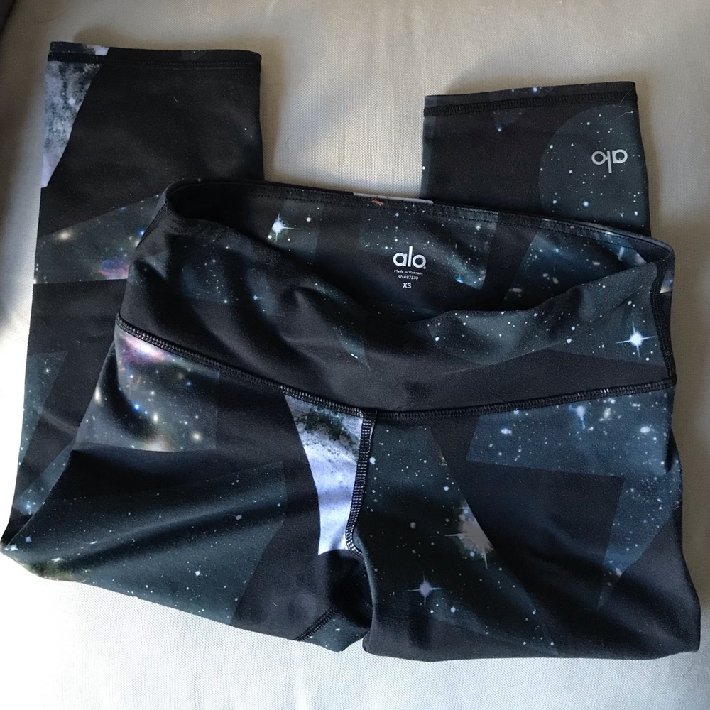 Alo Yoga Space Cropped Leggings Pants XSmall